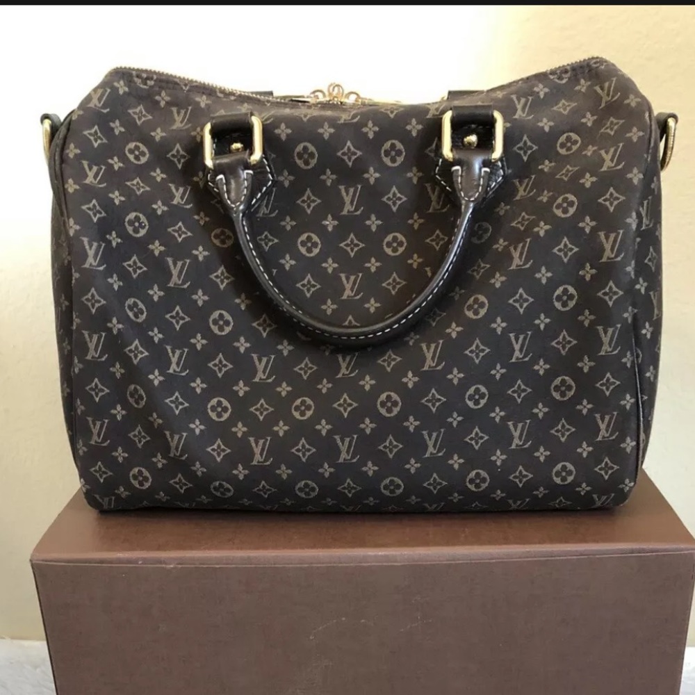 AUTHENTIC LOUIS VUITTON IDYLLE BANDOULIERE 30